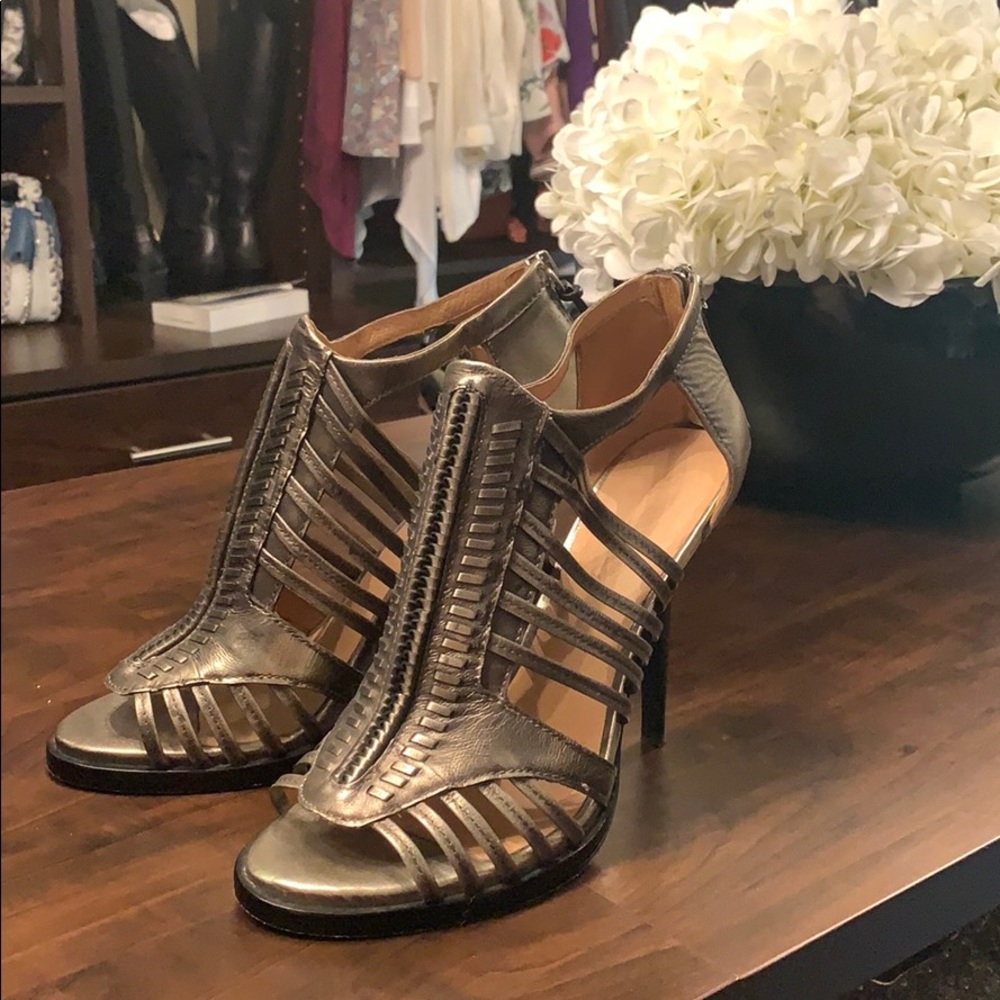 Lamb heels